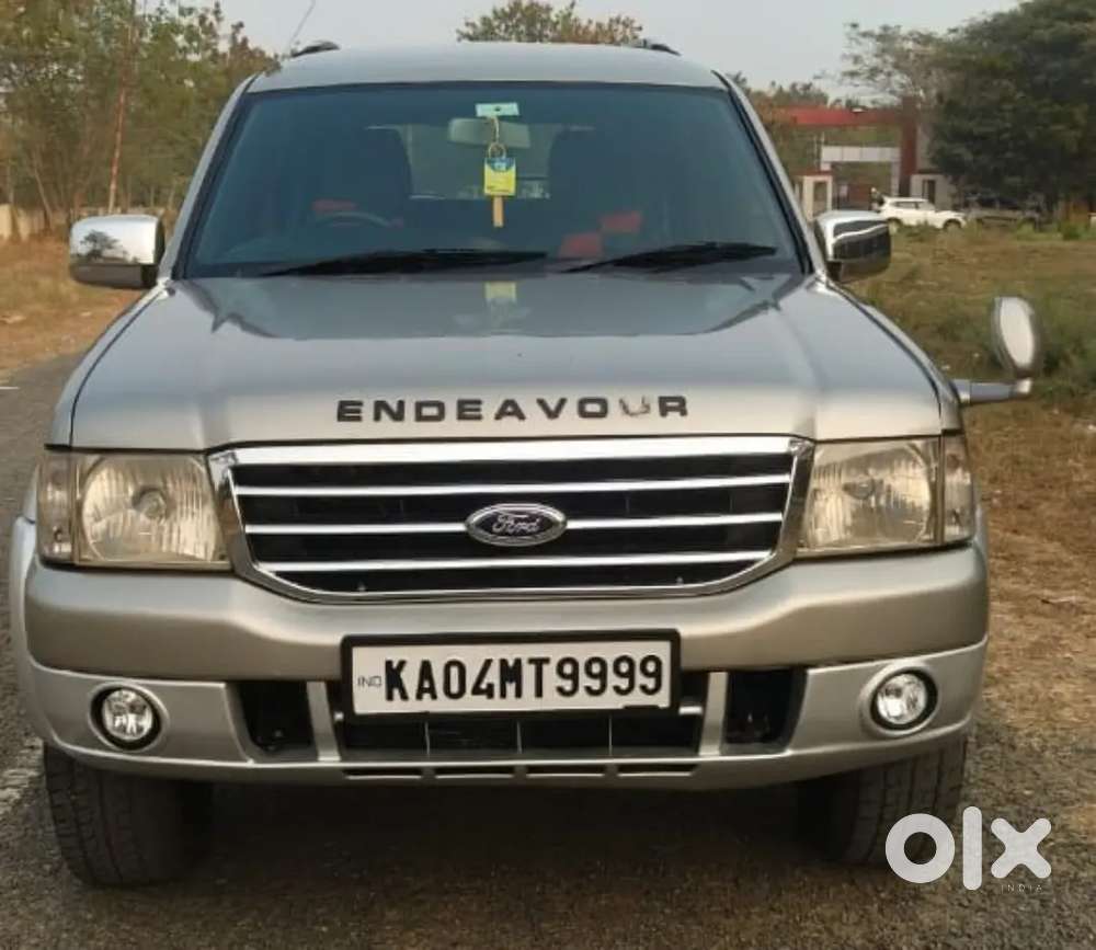 Ford Endeavour 2004