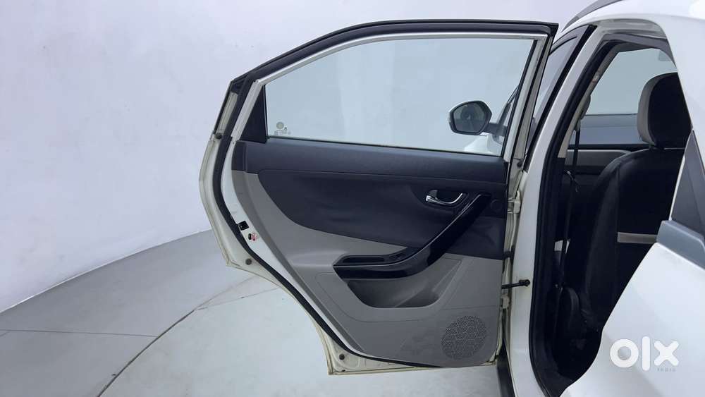 Tata Nexon 1.2 Revotron Xz Plus, 2019, Petrol