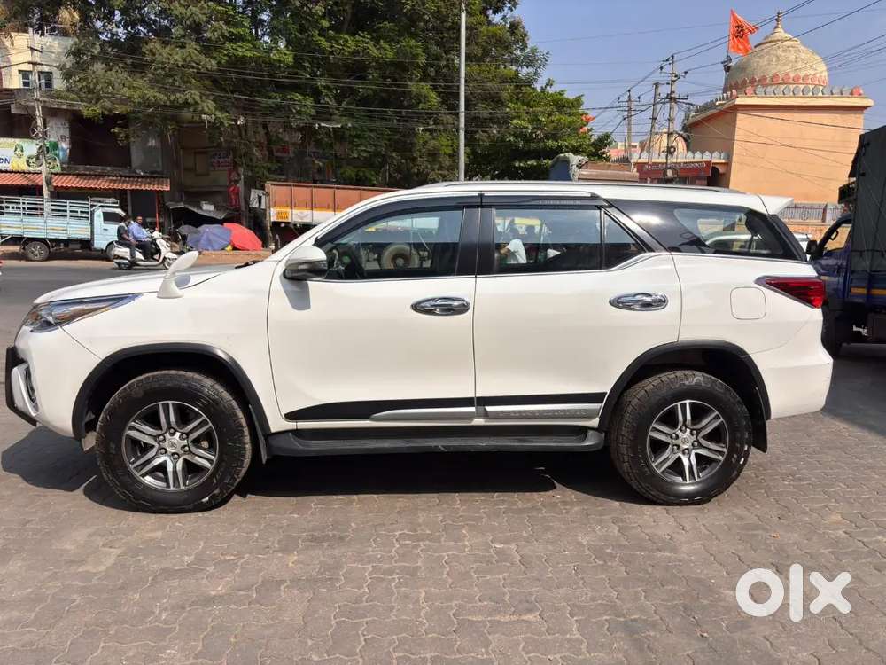 Toyota Fortuner Diesel 2019