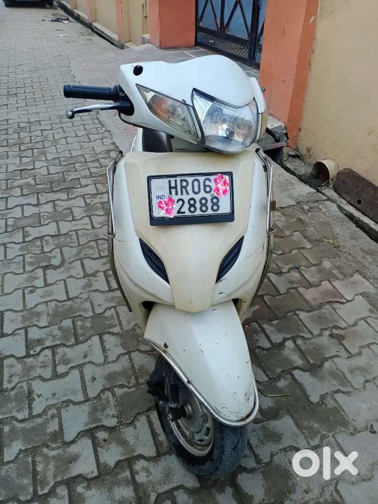 Honda Activa Scooters 1822938201