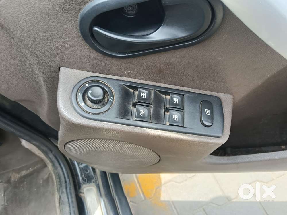 Renault Duster 1.5 Petrol Rxl, 2016, Petrol