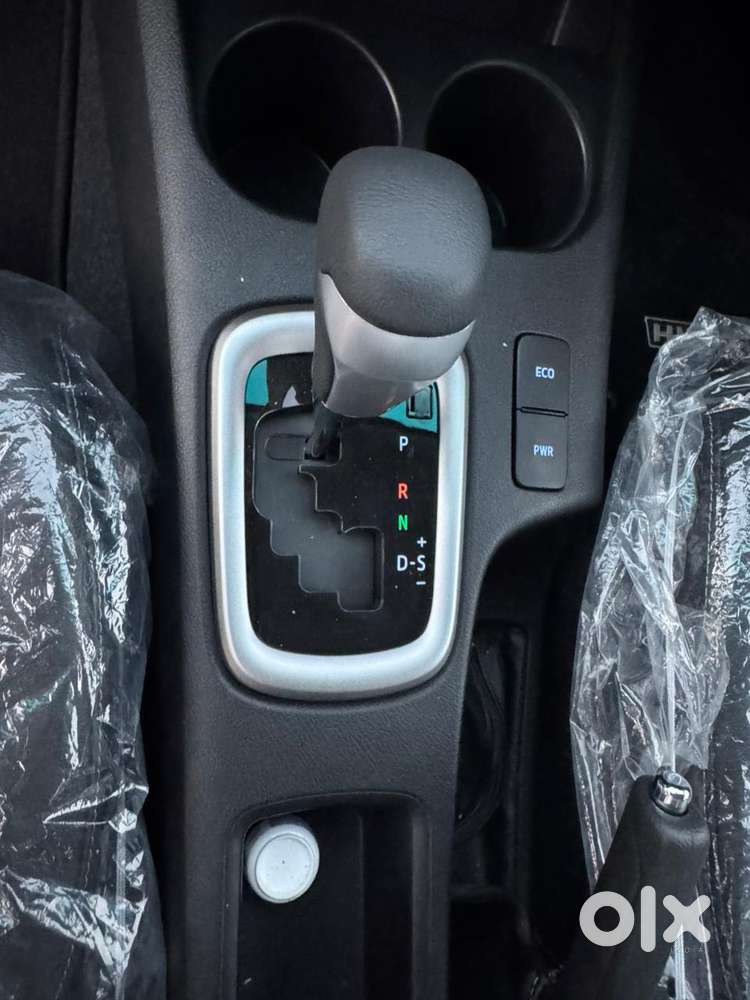 Toyota Hilux High Diesel Turbo Automatic, 2025, Diesel