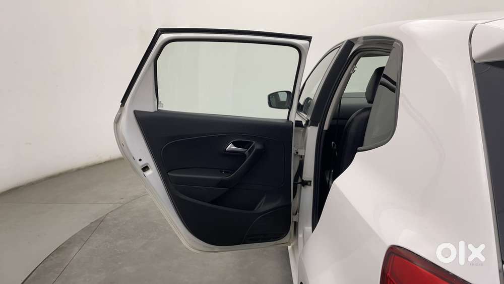 Volkswagen Polo Petrol Comfortline 1.2l, 2015, Petrol