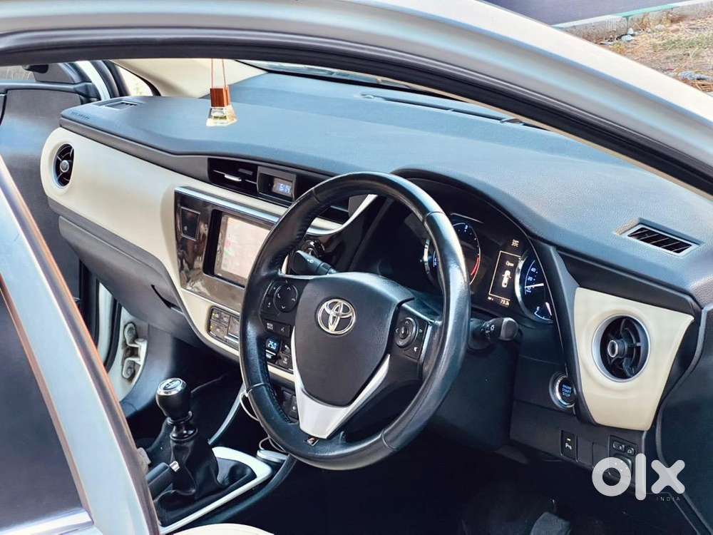 Toyota Corolla Altis 2018