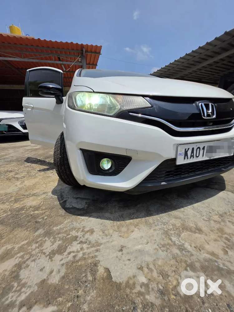Honda Jazz 2016 Diesel Well Maintained