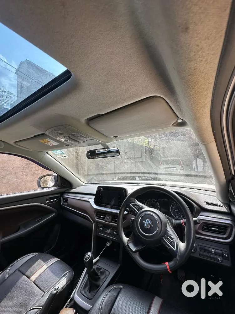 Maruti Suzuki Brezza 2022 Petrol 25000 Km Driven