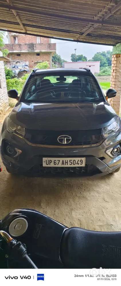 Tata Nexon 2023 Petrol 280000 Km Driven