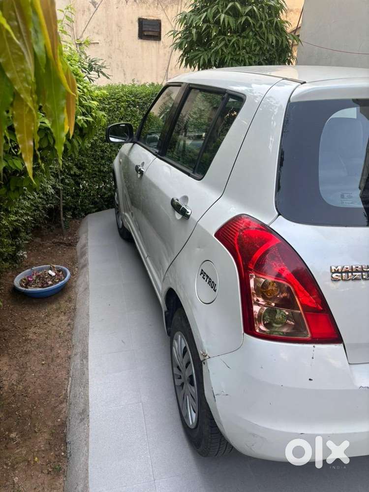 Maruti Suzuki Swift 2010 Petrol 120000 Km Driven