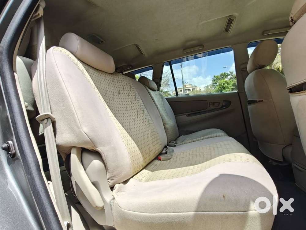 Toyota Innova 2.5 Gx 8 Str, 2010, Diesel