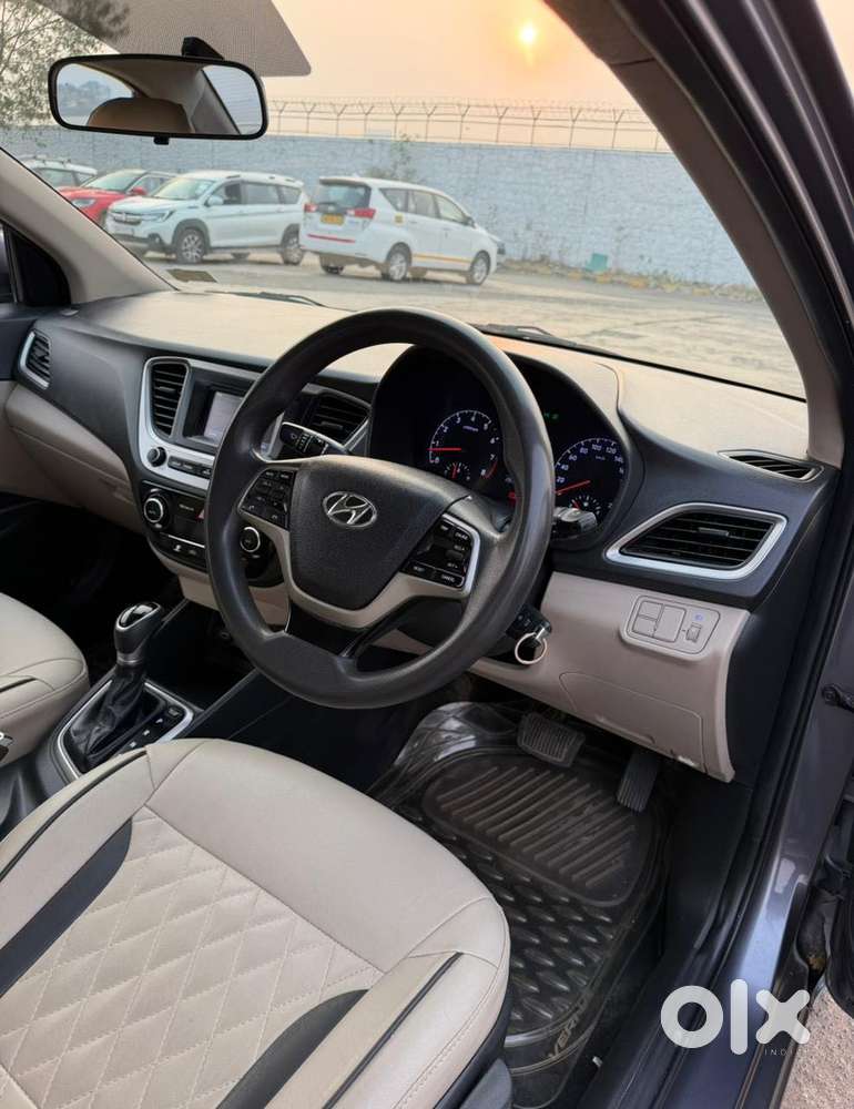 Hyundai Verna Ex 1.6 Vtvt At, 2017, Petrol