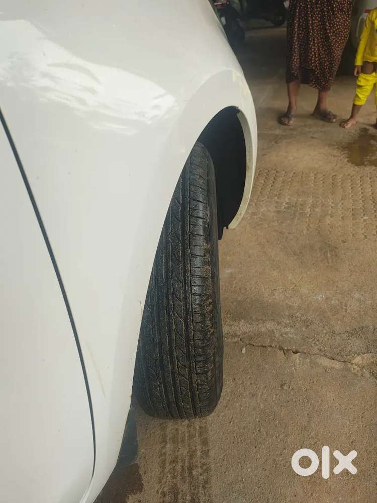 Maruti Suzuki Swift Vxi Petrol 2019
