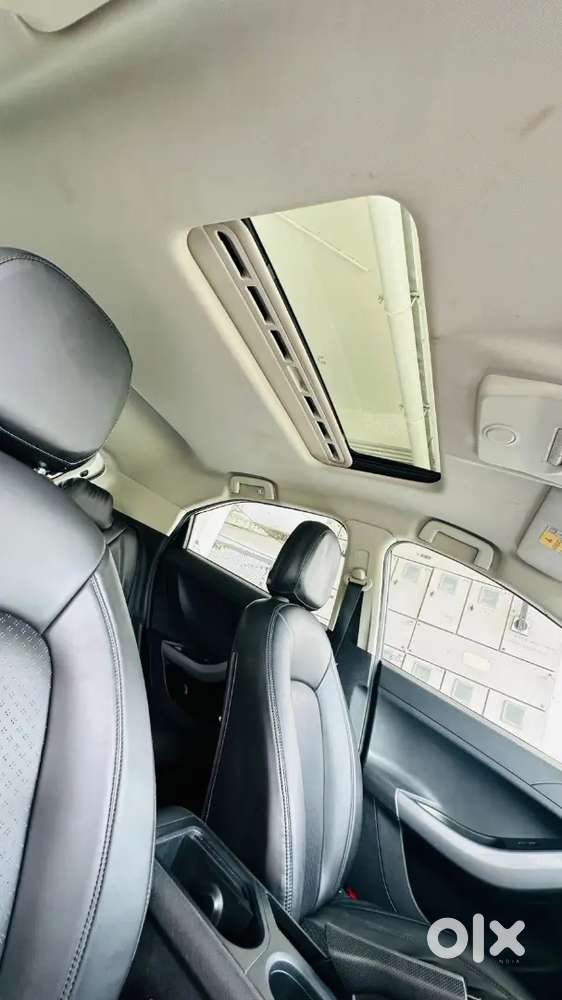 Tata Nexon Automatic With Sunroof 2021