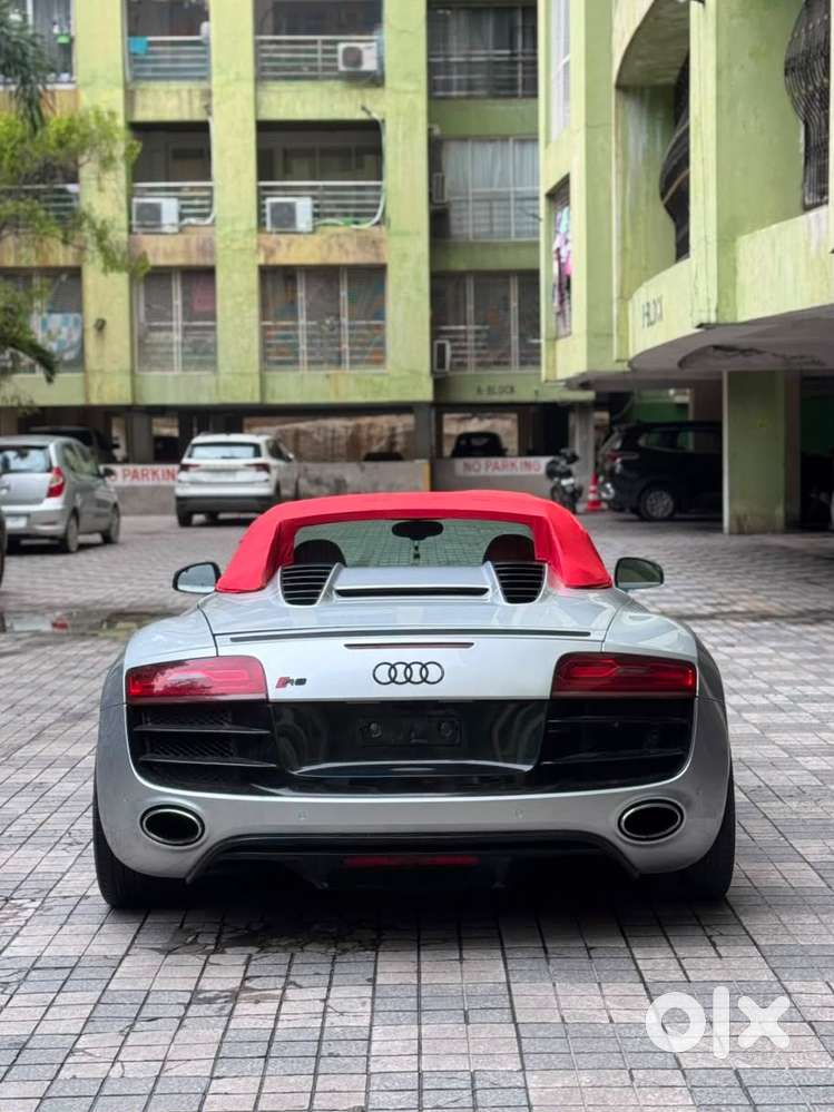 Audi R8 5.2 V10 Spyder, 2011, Petrol