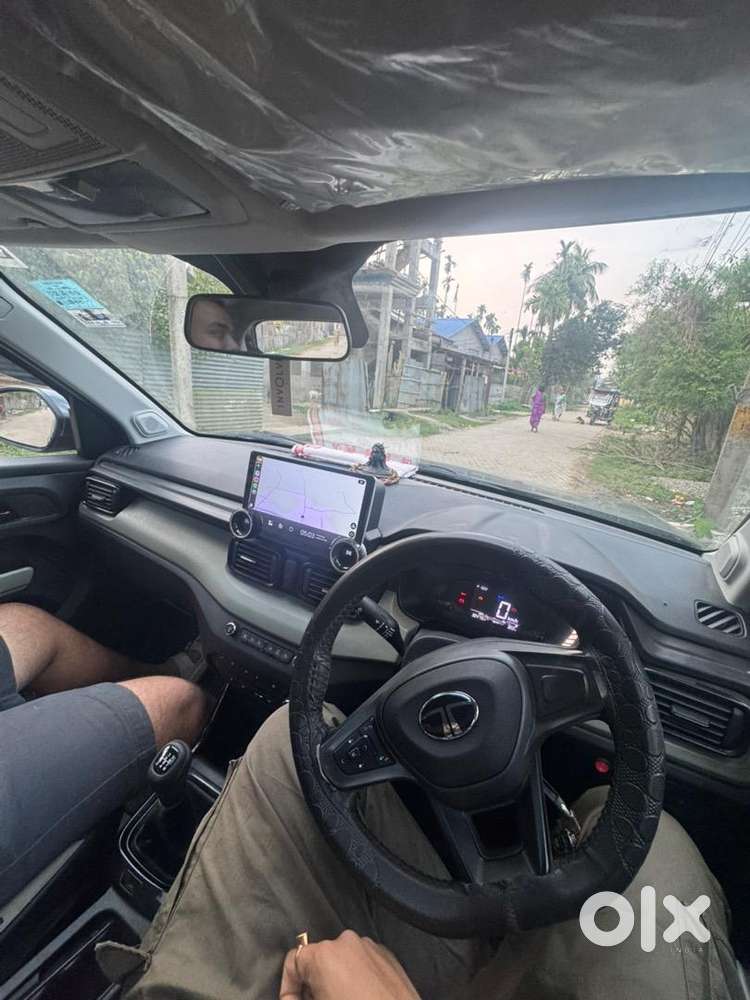 Tata Punch 2025 Petrol Well Maintained