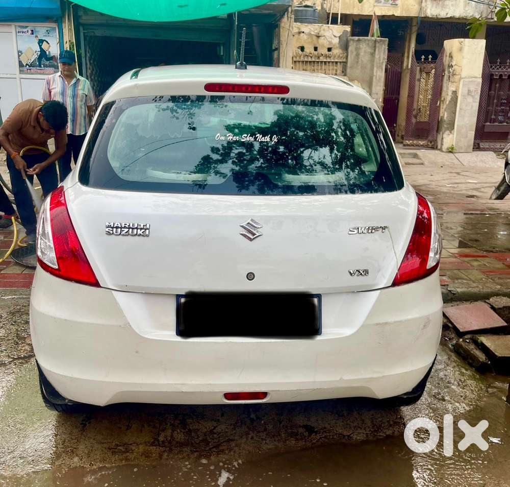 Maruti Swift Petrol Manual 2013