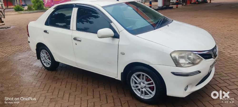 Toyota Etios 2015 Diesel 330000 Km Driven