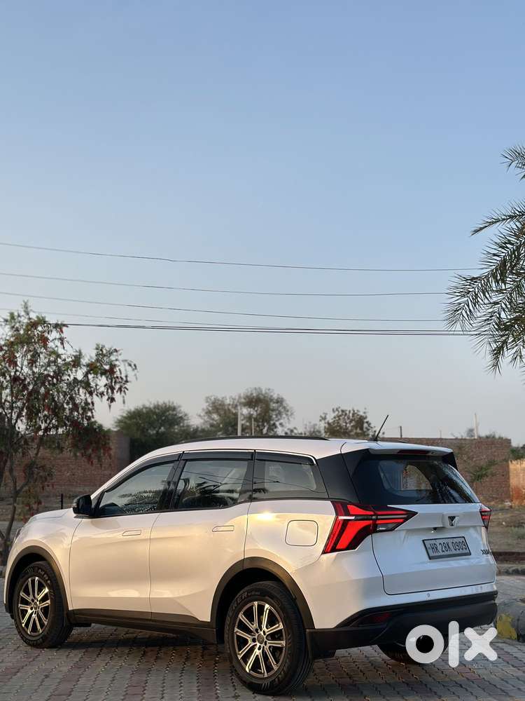 Mahindra Xuv700 Mx Diesel Mt 5 Str (e), 2022, Diesel