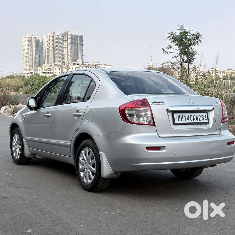 Maruti Suzuki Sx4 Zxi Mt Bsiv, 2011, Petrol