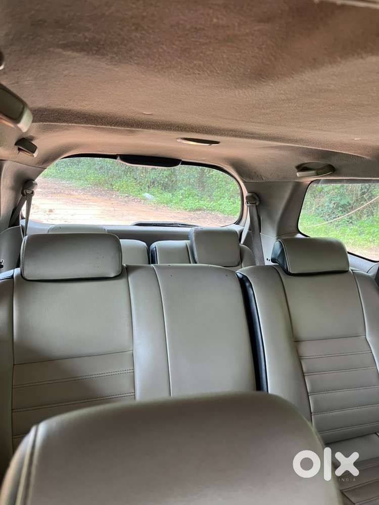 Toyota Innova 2010 Diesel Well Maintained
