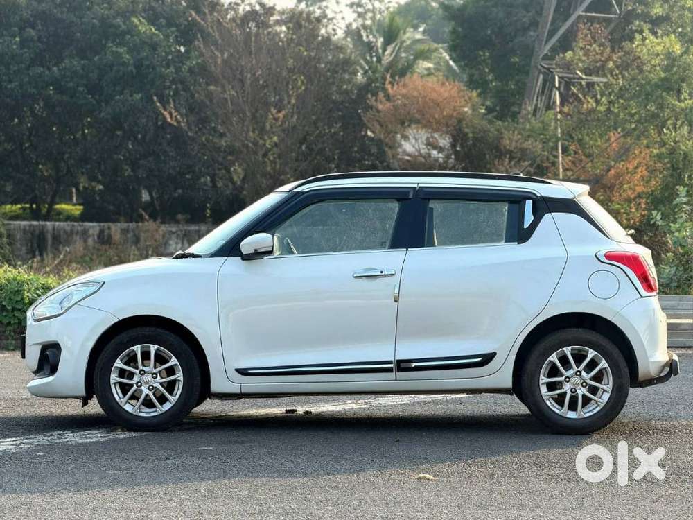 Maruti Suzuki Swift Vvt Zxi, 2018, Petrol