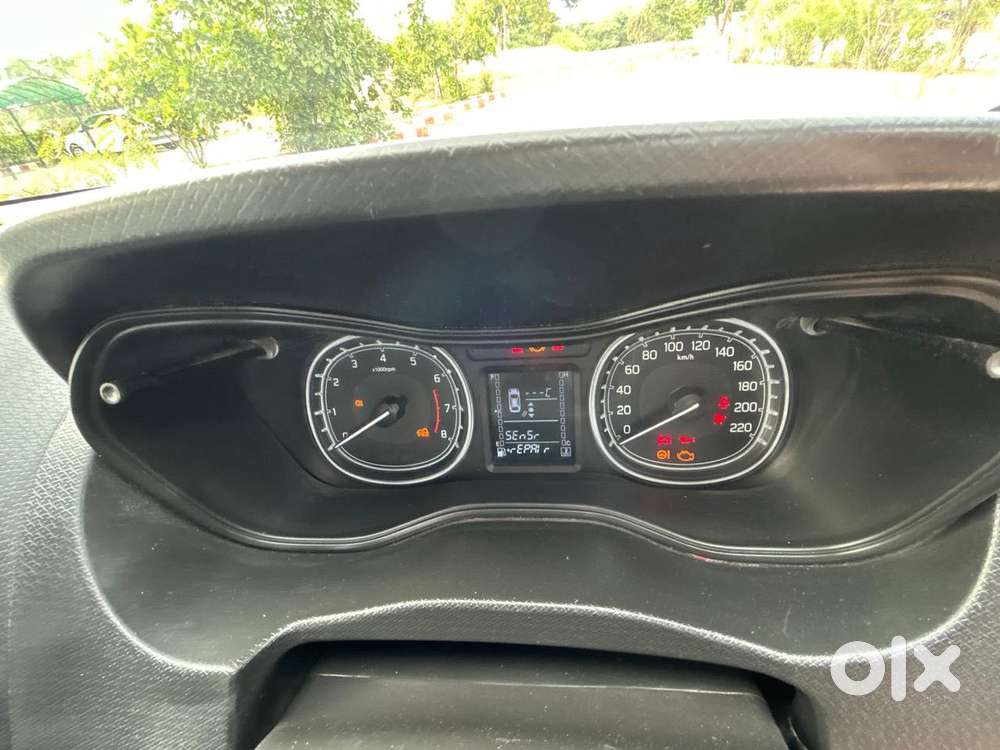 Maruti Suzuki Brezza Zxi Plus At, 2022, Petrol