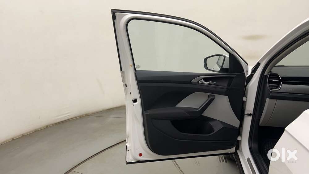 Skoda Kushaq Ambition 1.0l Tsi Mt, 2023, Petrol