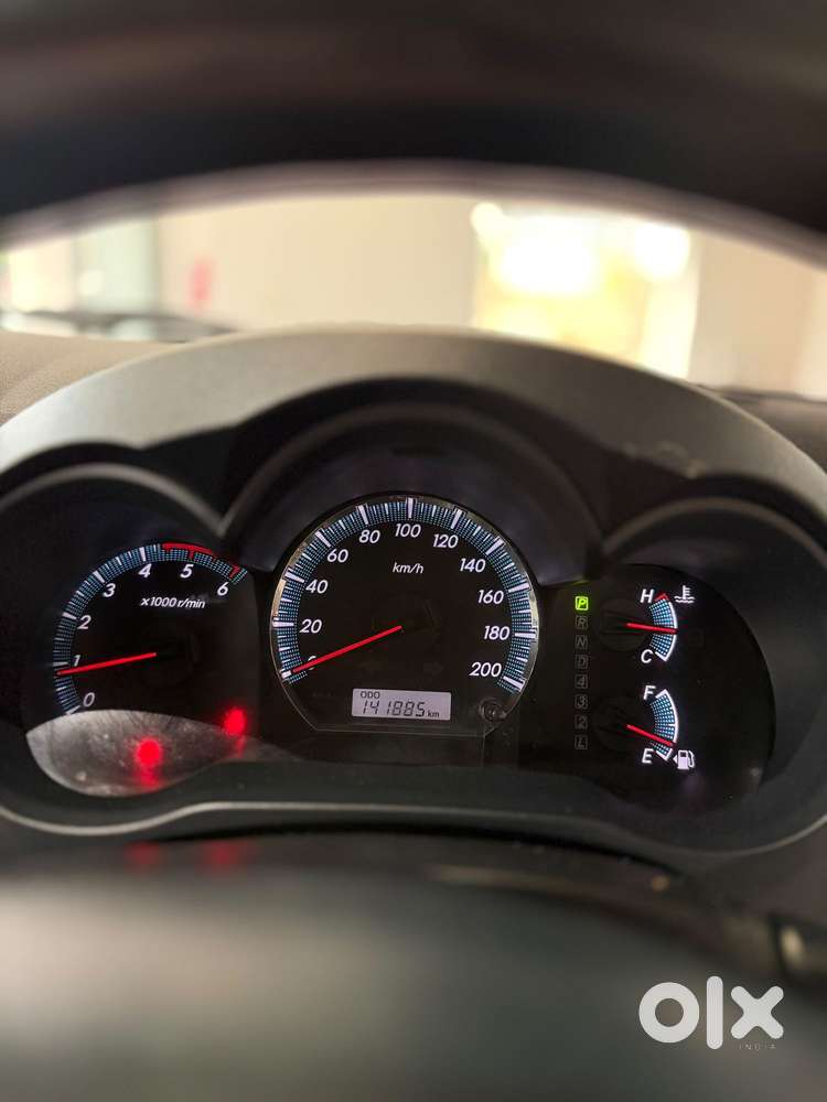 Toyota Fortuner 4x4 At 2.8 Diesel, 2015