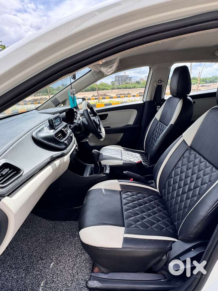 Tata Altroz 1.2 Xe Plus Petrol, 2022, Petrol