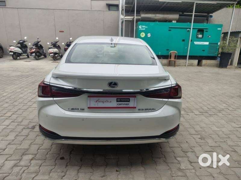 Lexus Es 300h, 2023, Petrol