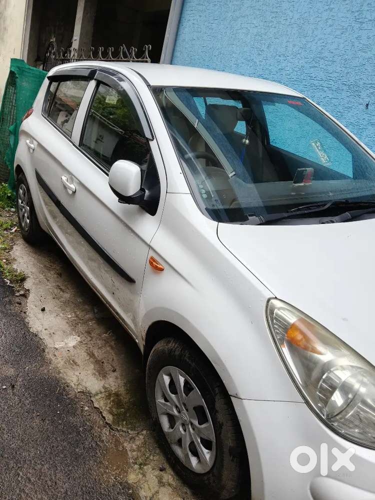 Hyundai I20 Magna Car 2010
