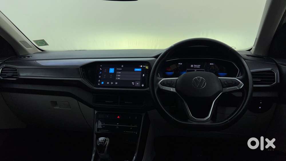 Volkswagen Taigun Topline 1.0 Tsi At (electric Seats), 2022, Petrol