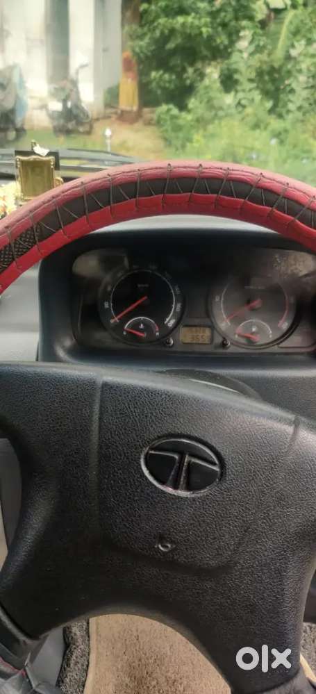 2011 Tata Indica V2