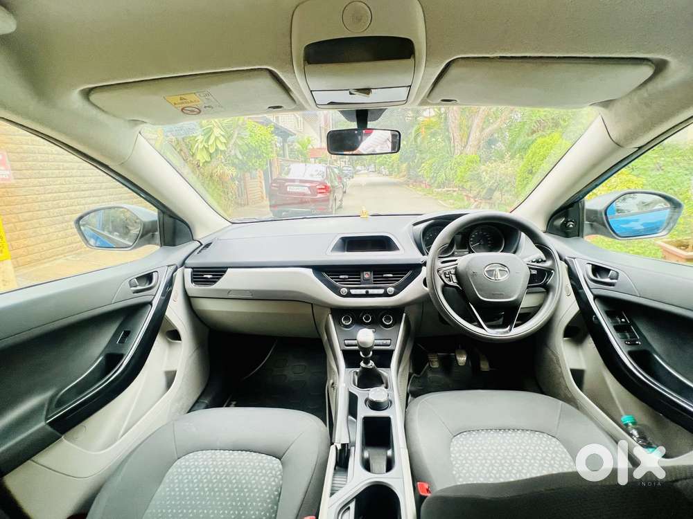Tata Nexon 1.5 Revotorq Xm (s), 2017, Diesel