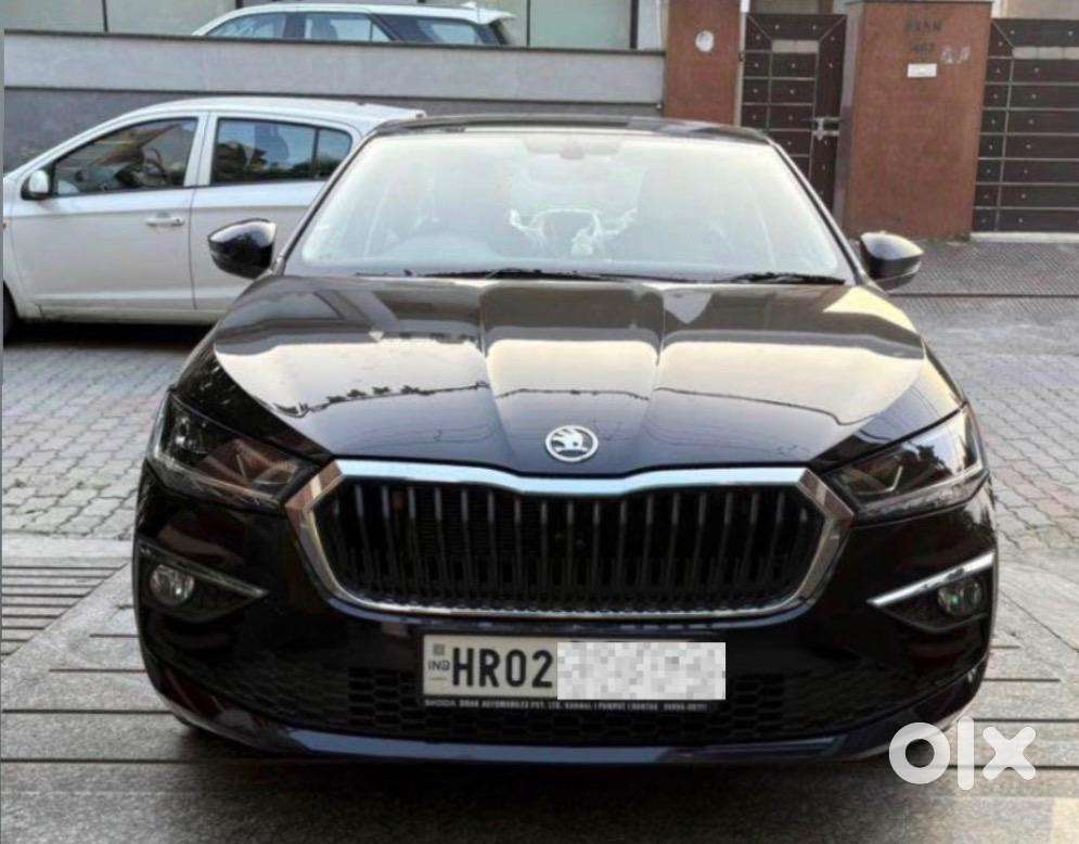 Skoda Slavia Petrol 14000 Km Driven
