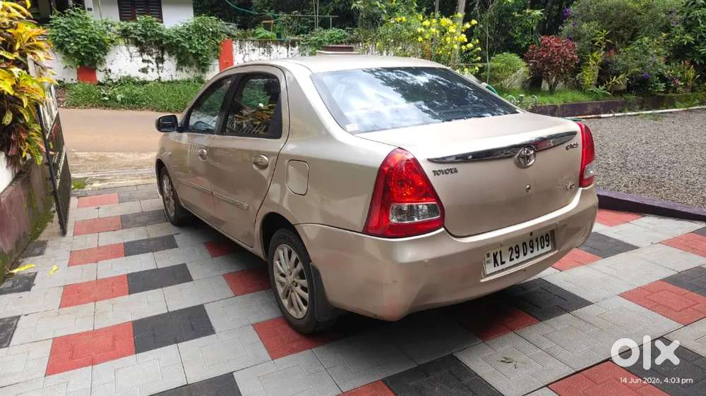 Toyota Etios 2012 Diesel 148000 Km Driven