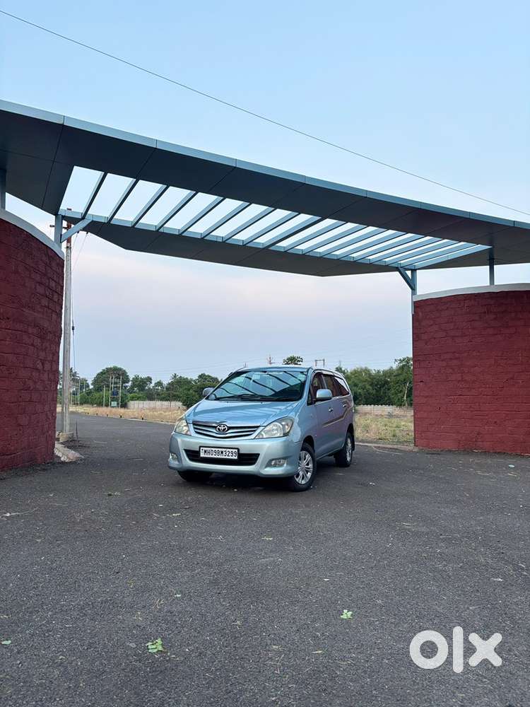Toyota Innova Diesel 2010 Car