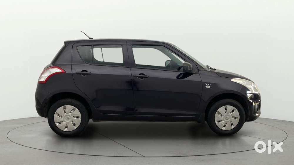 Maruti Suzuki Swift 1.2 Lxi (o), 2017, Petrol