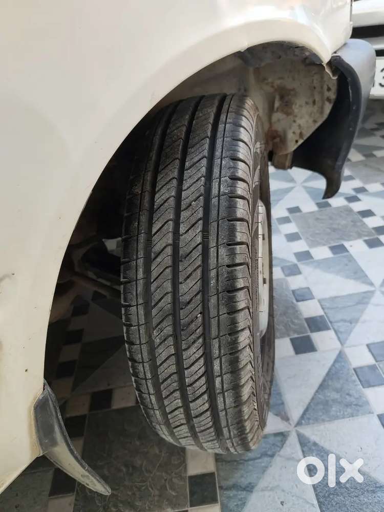 Maruti 800 Good Condition New Tyare