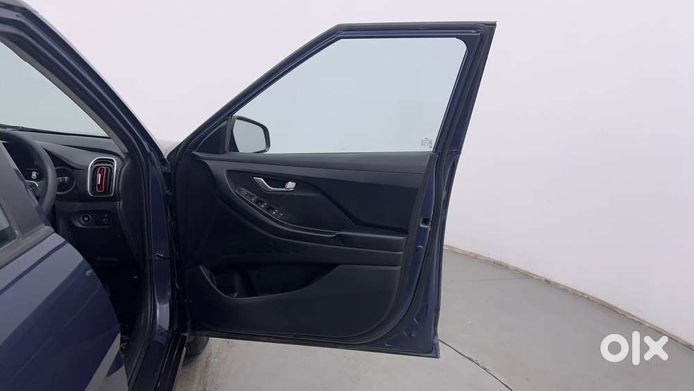 Hyundai Creta 1.5 S Plus Knight Petrol Dual Tone, 2022, Petrol