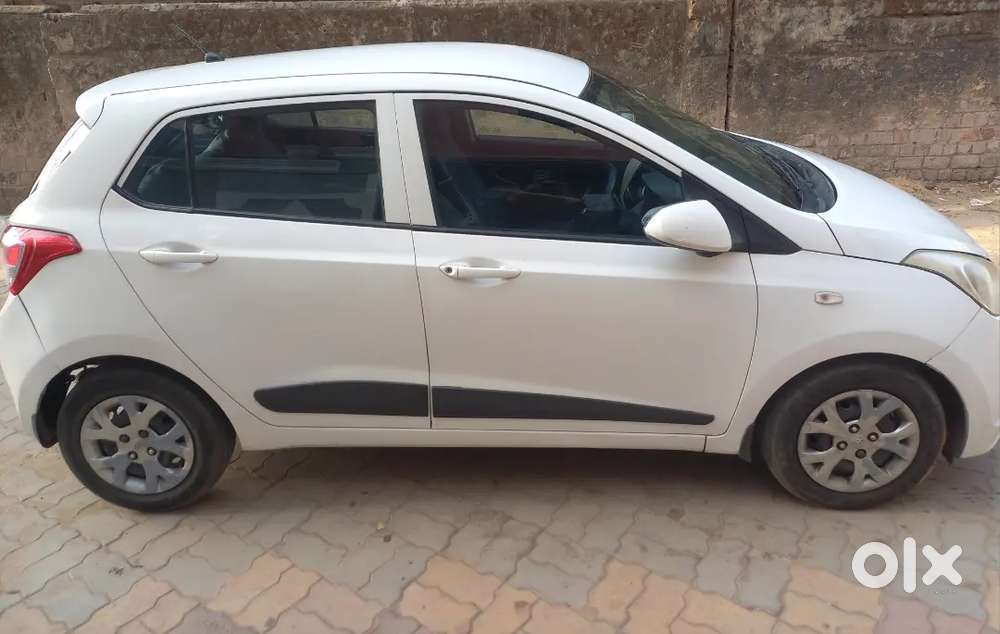 Hyundai Grand I10 2013 Diesel Well Maintained