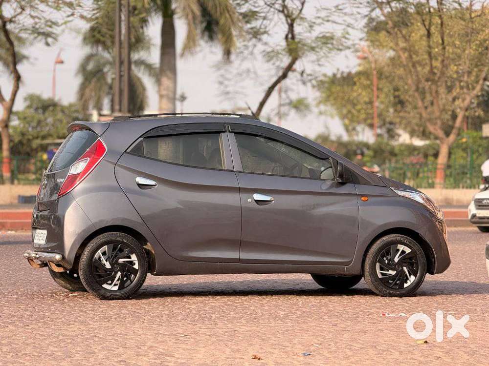 Hyundai Eon 0.8 Magna Plus Airbag, 2017, Petrol