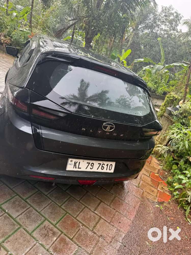 Tata Altroz Low Km