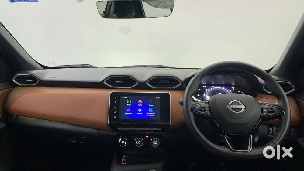Nissan Magnite 1.0 Xv Premium Dual Tone, 2025, Petrol