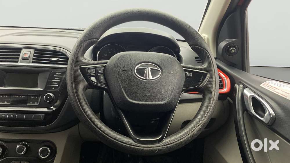 Tata Tiago 1.2 Revotron Xza, 2019, Petrol