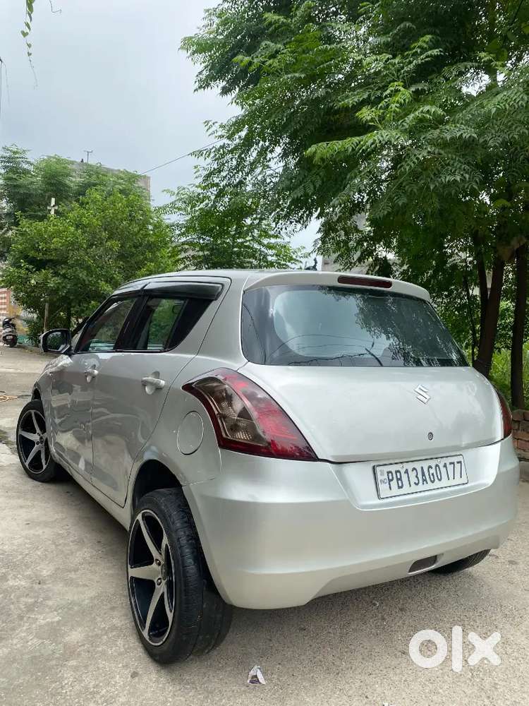 Maruti Suzuki Swift 1.2 Petrol 2013
