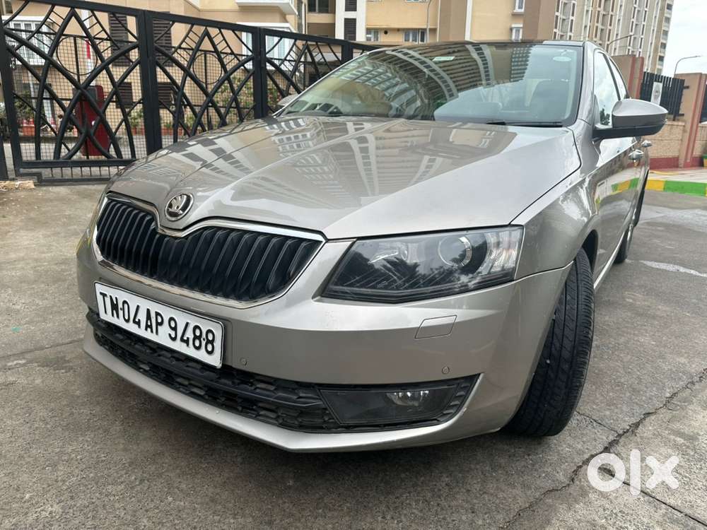 2015 Skoda Octavia Petrol Automatic Elegance, Sunroof, 2nd Own, 56k Km