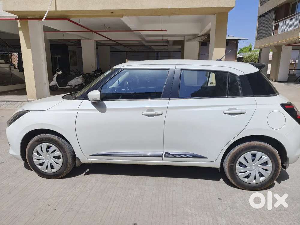 Maruti Suzuki Swift Vxi(o) Petrol+cng