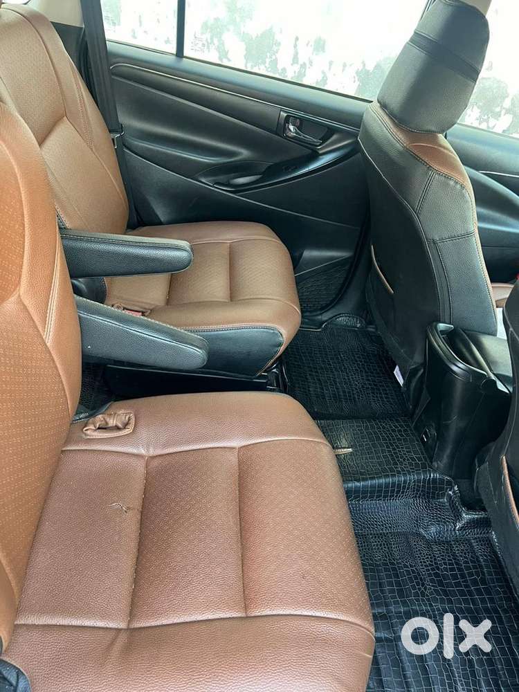 Toyota Innova Crysta 2017