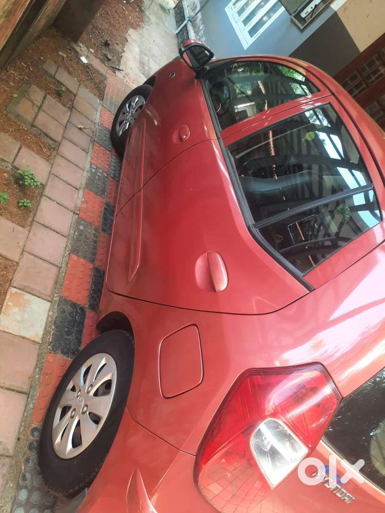 Hyundai I10 2011 Km Driven