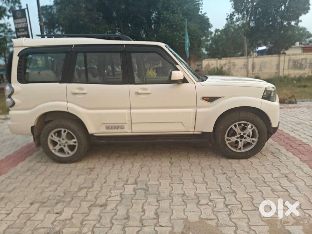 Mahindra Scorpio S10, 2017, Diesel
